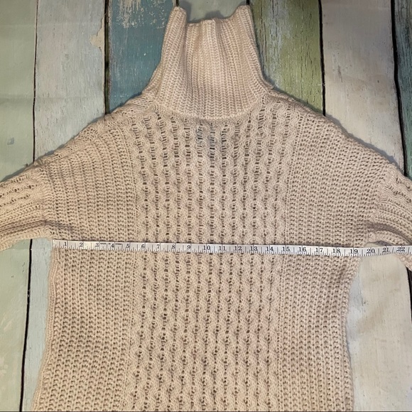 American Eagle Cable Knit Cardigan Sweater - Picture 6 of 8